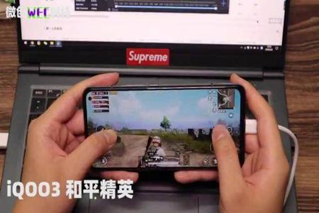 开挂玩和平精英会影响手机性能吗(玩和平精英伤手机吗)