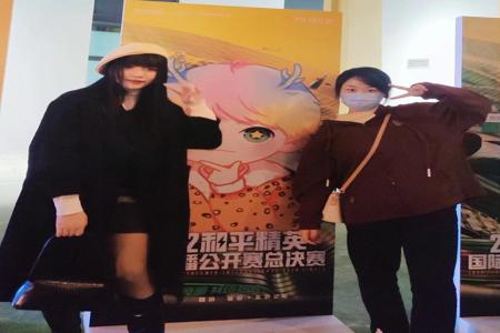 和平精英大主播开挂直播现场（和平精英主播开挂直播现场）